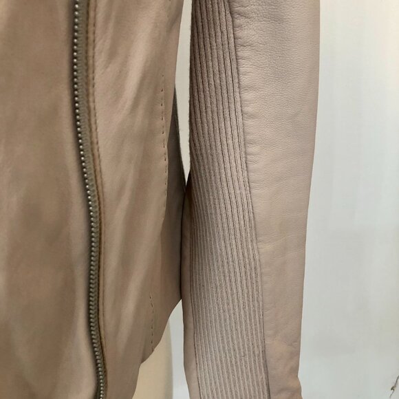 Vince Neutral Dusty Rose Leather Asymmetrical Biker Jacket Size Small - Picture 4 of 13